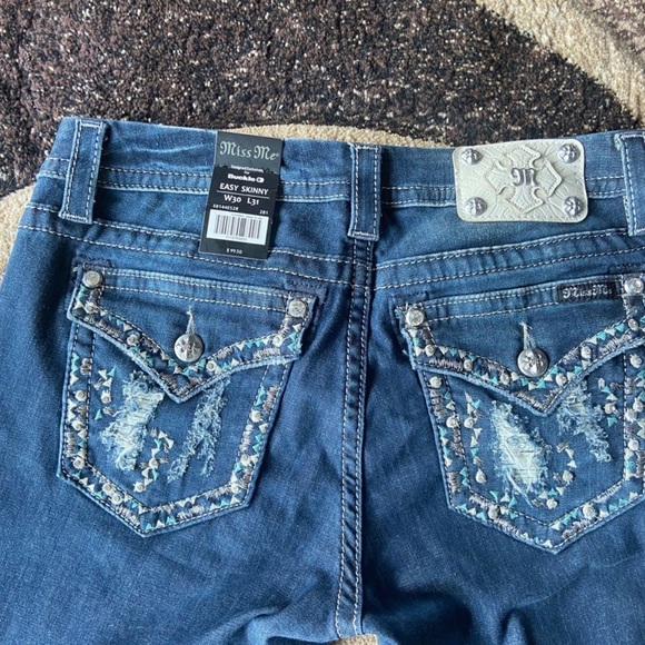 NWT Miss Me Mid Rise Skinny - Picture 3 of 6